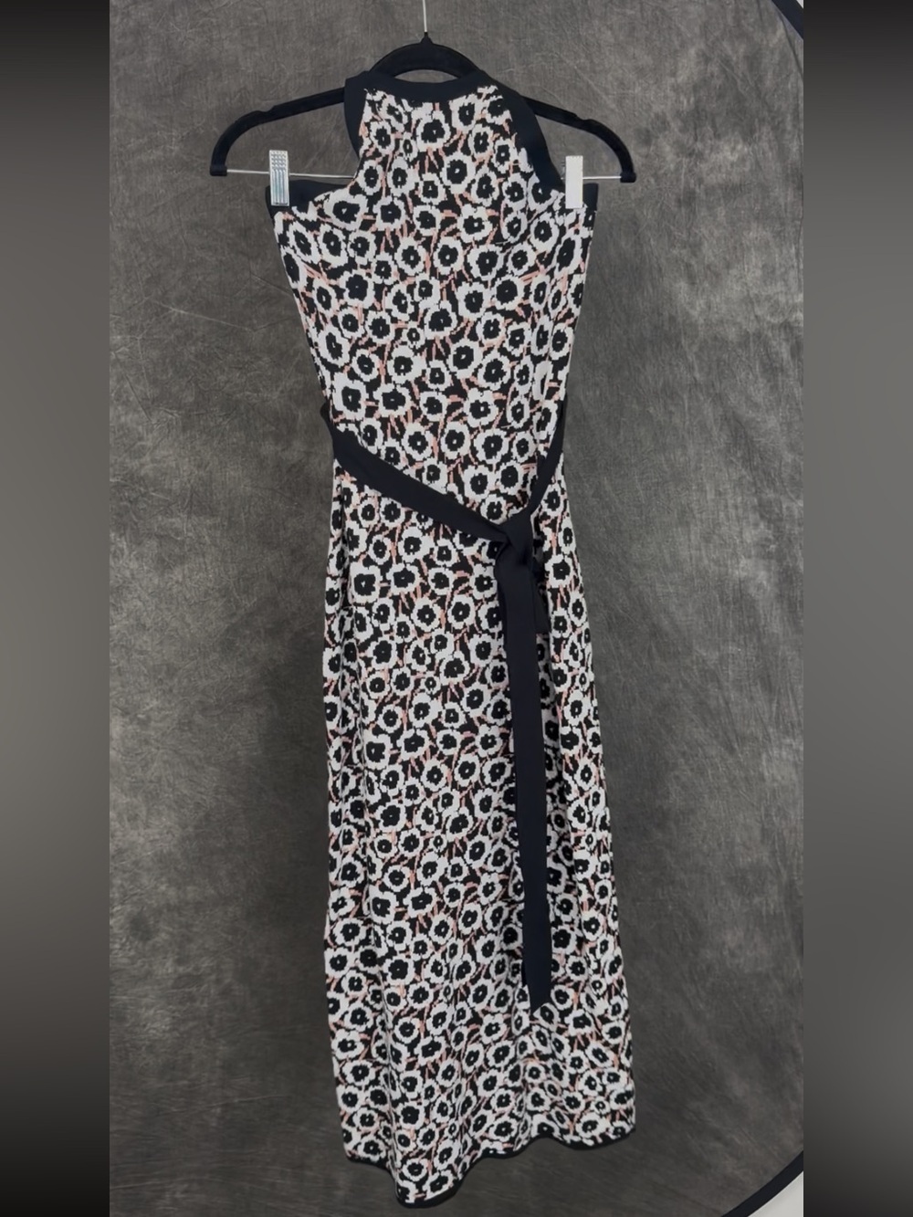 Diane Von Furstenberg Halter Midi Dress Black White Tan Floral Tie Waist S - Picture 3 of 7